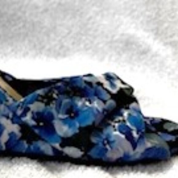 Nine West wedge slides in blue floral textile NWOT Size 8 - Picture 3 of 9